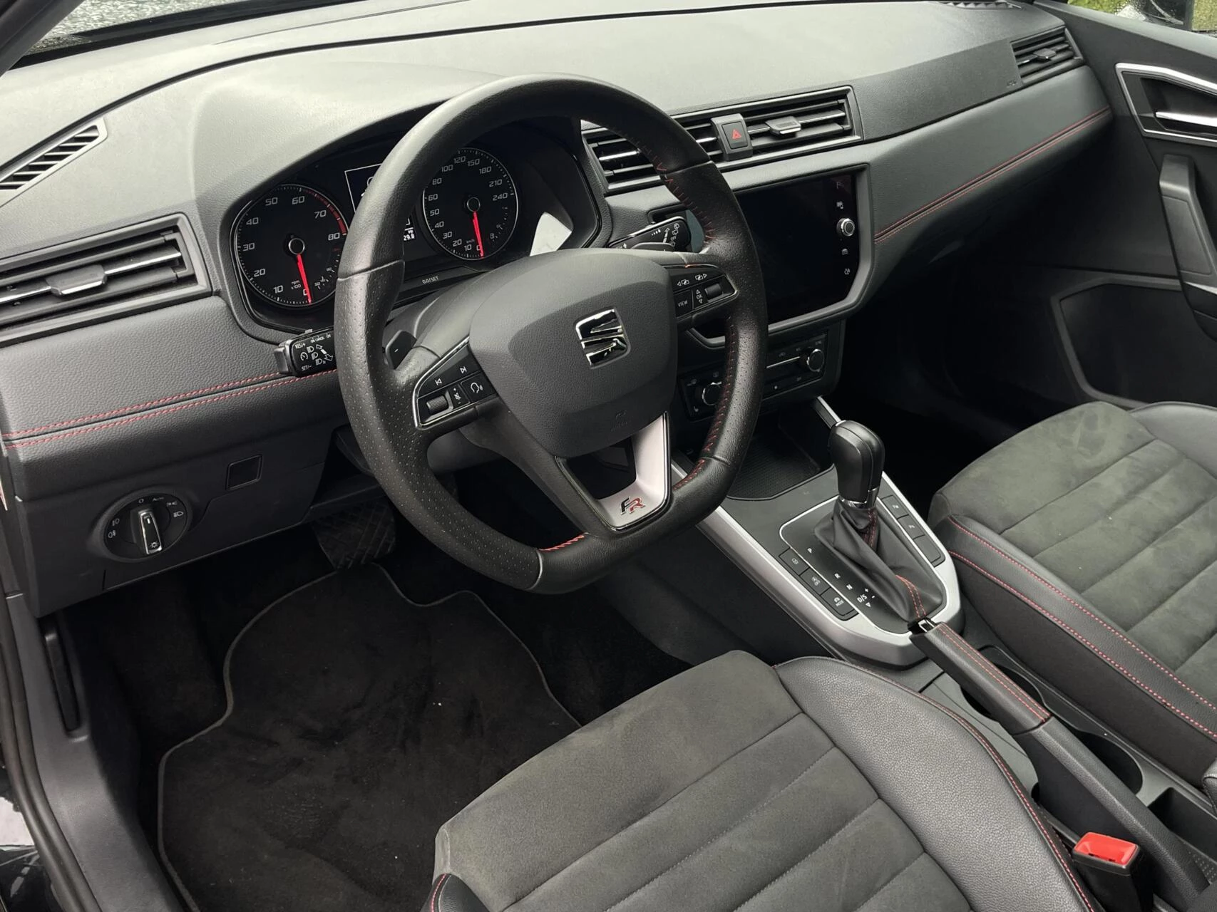 Hoofdafbeelding SEAT Arona