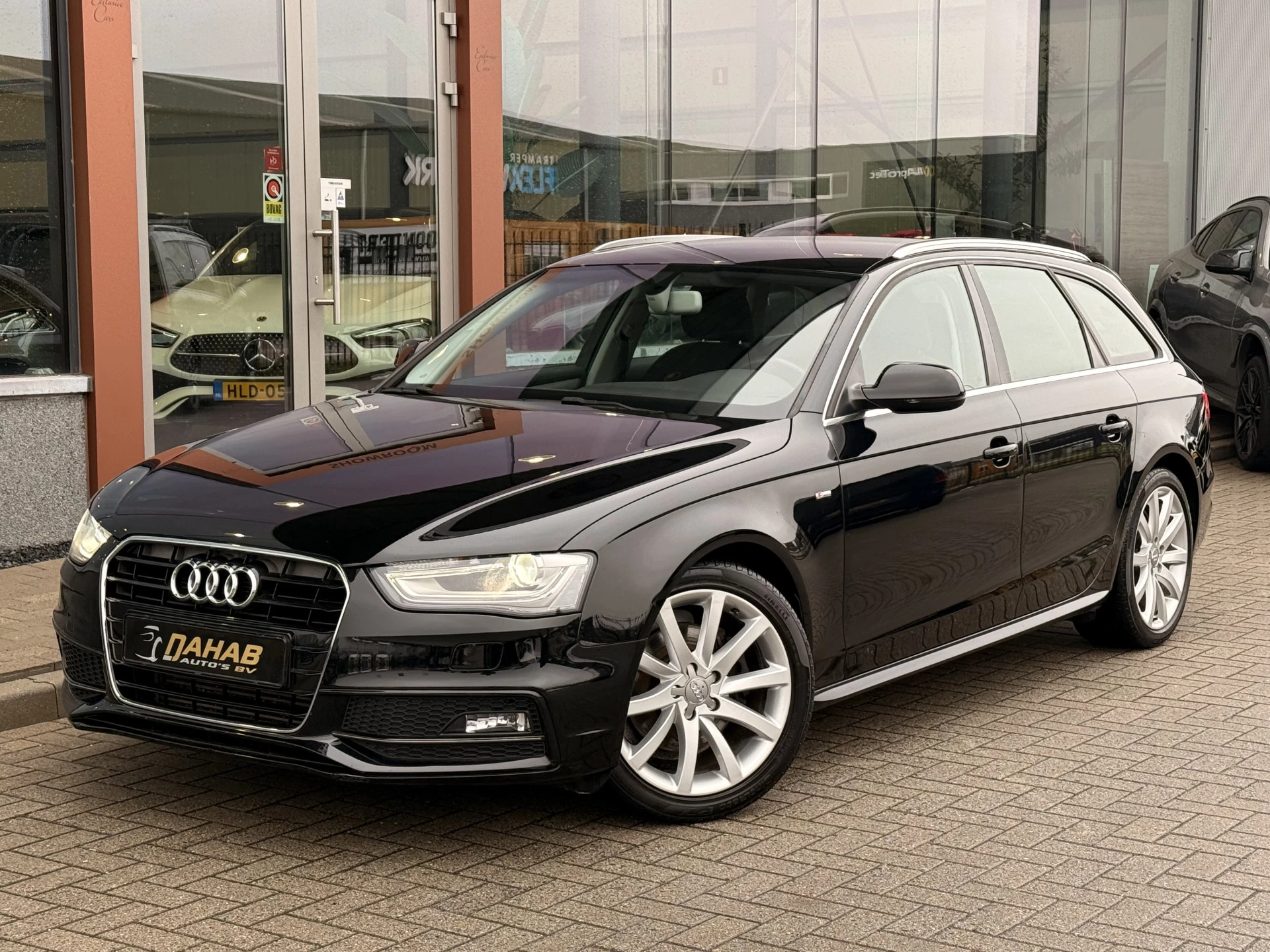 Hoofdafbeelding Audi A4