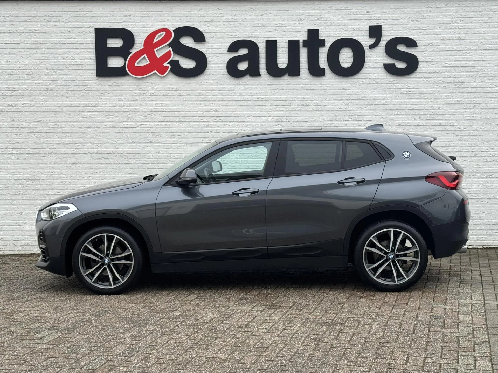 Hoofdafbeelding BMW X2