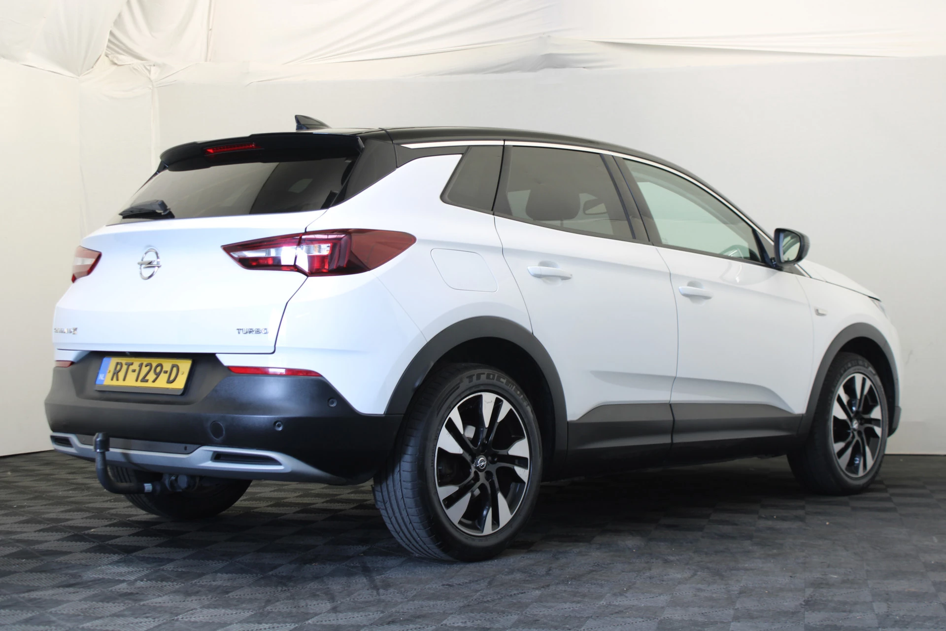 Hoofdafbeelding Opel Grandland X