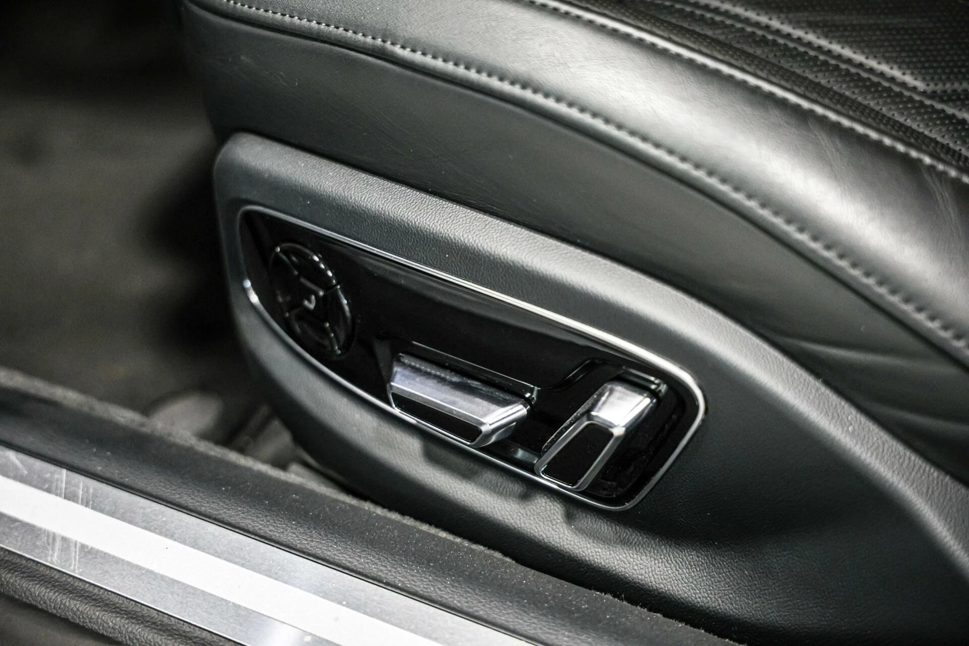 Hoofdafbeelding Audi A8