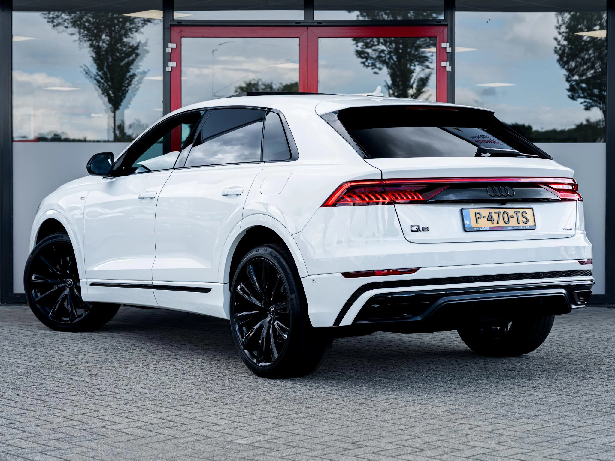 Hoofdafbeelding Audi Q8