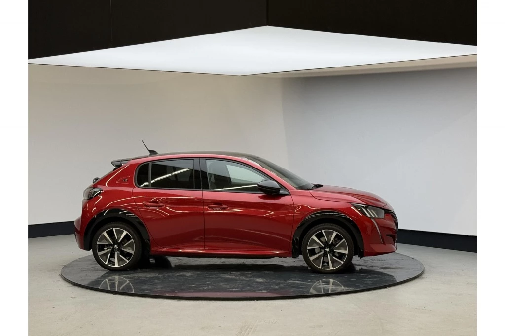 Hoofdafbeelding Peugeot e-208