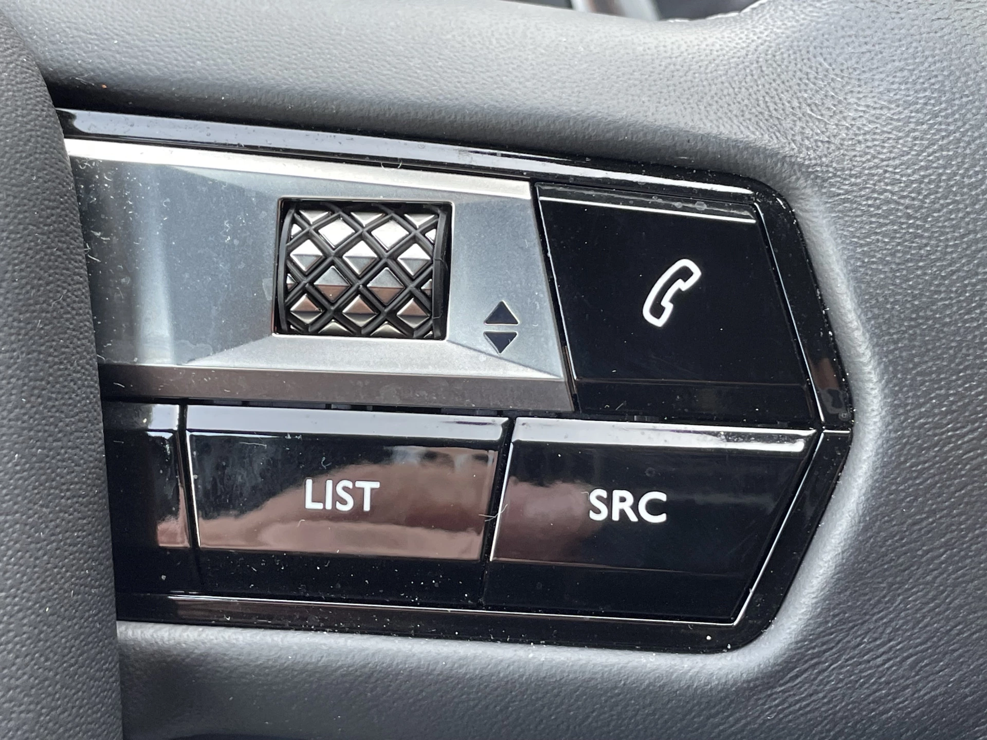 Hoofdafbeelding DS DS 7