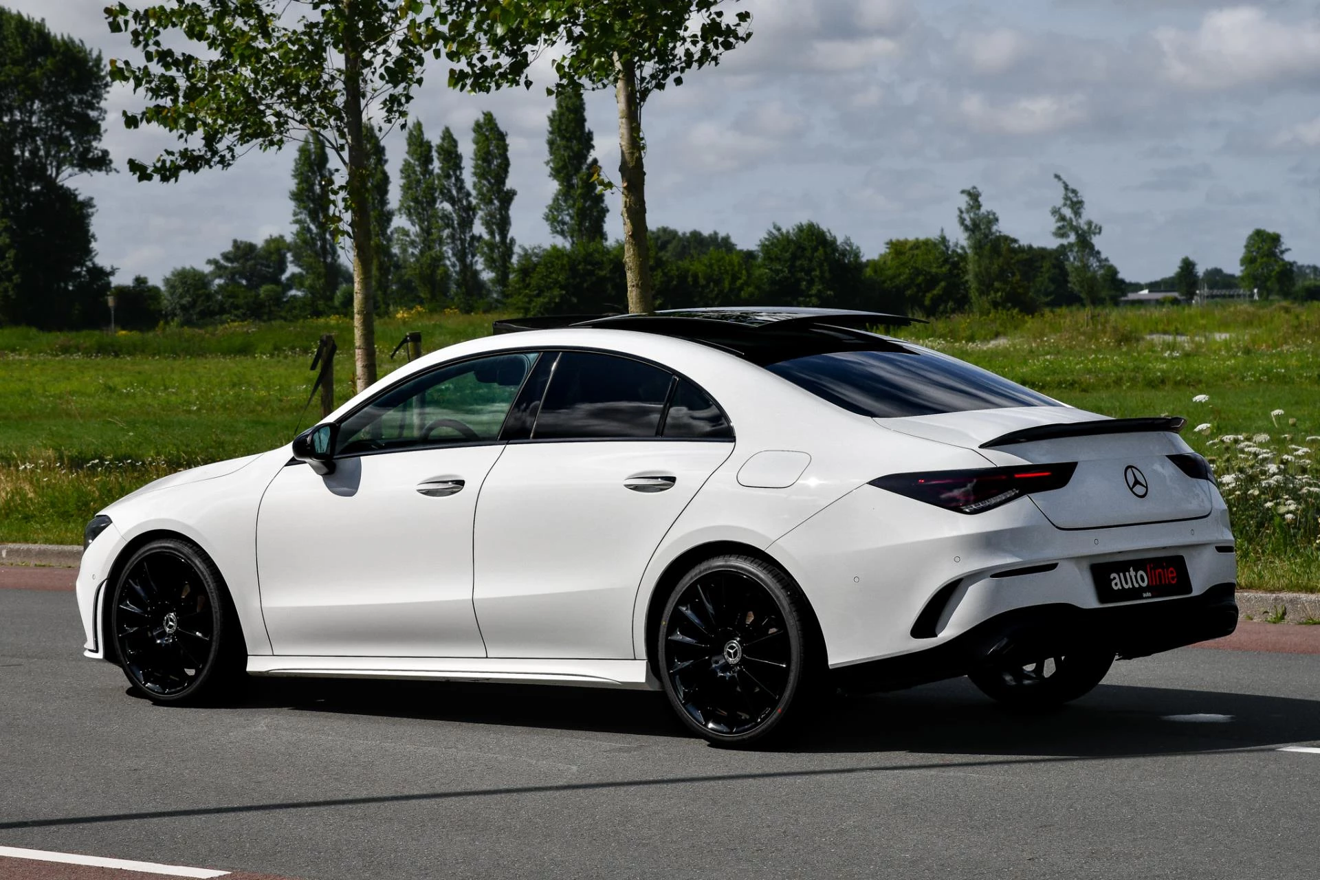 Hoofdafbeelding Mercedes-Benz CLA