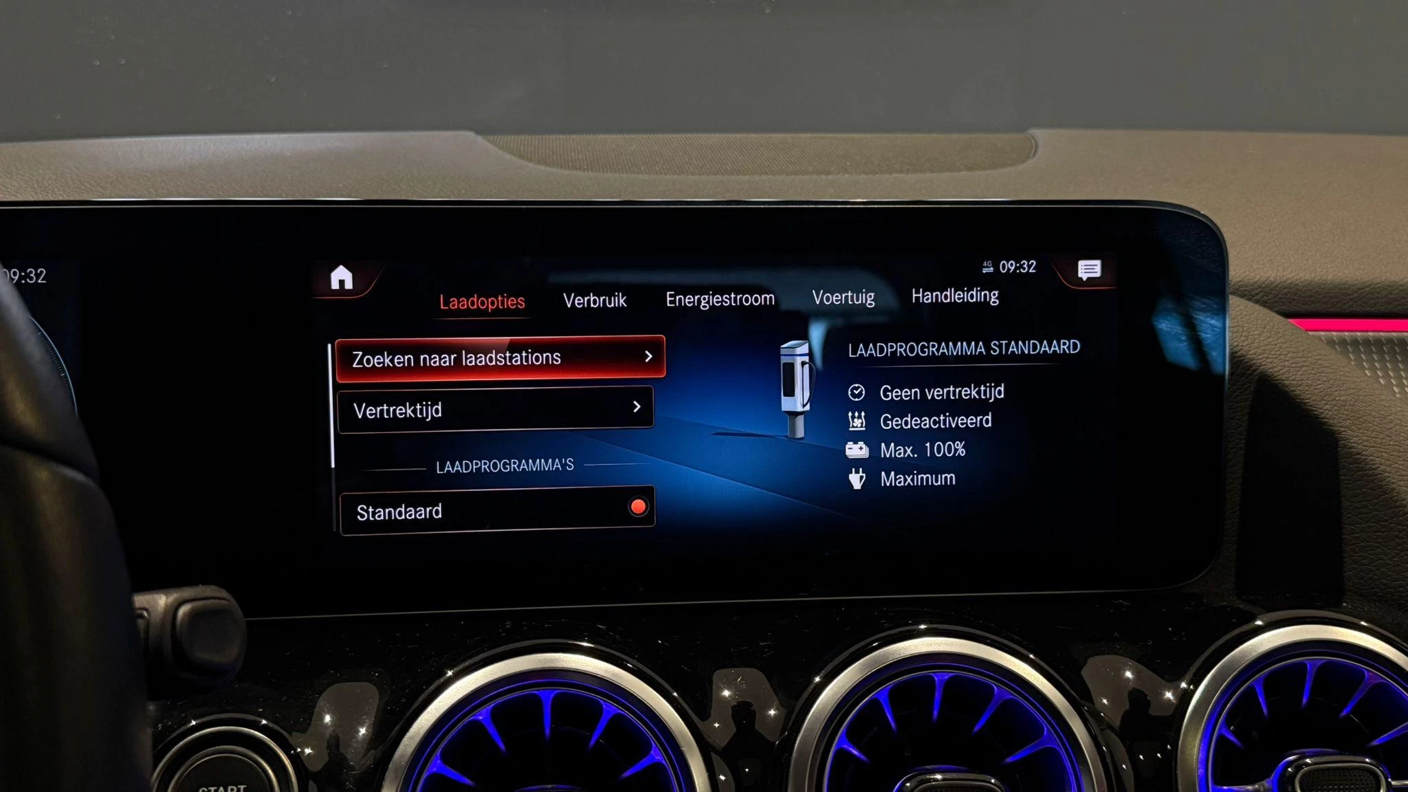 Hoofdafbeelding Mercedes-Benz EQA