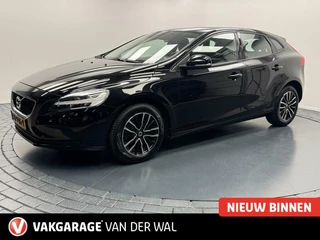 Volvo V40 2.0 T2 Nordic+ Navigatie-Cr.contr-Clima-Stoelverwarming-Lm16''velgen-Parkeersensoren