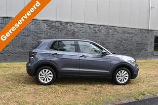Volkswagen T-Cross 1.0 TSI Life Automaat Stoelverwarming Parkeersensoren.