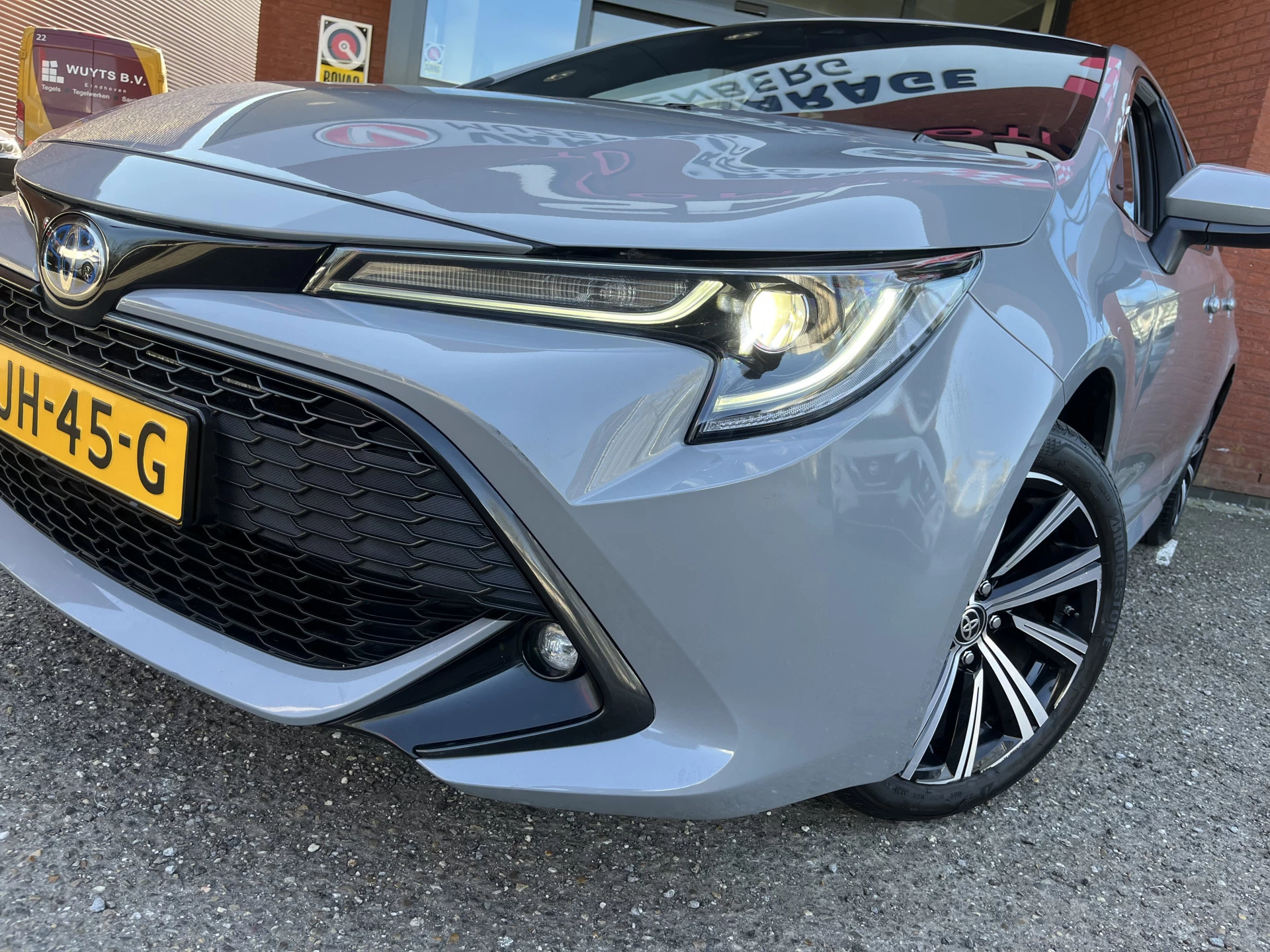 Hoofdafbeelding Toyota Corolla