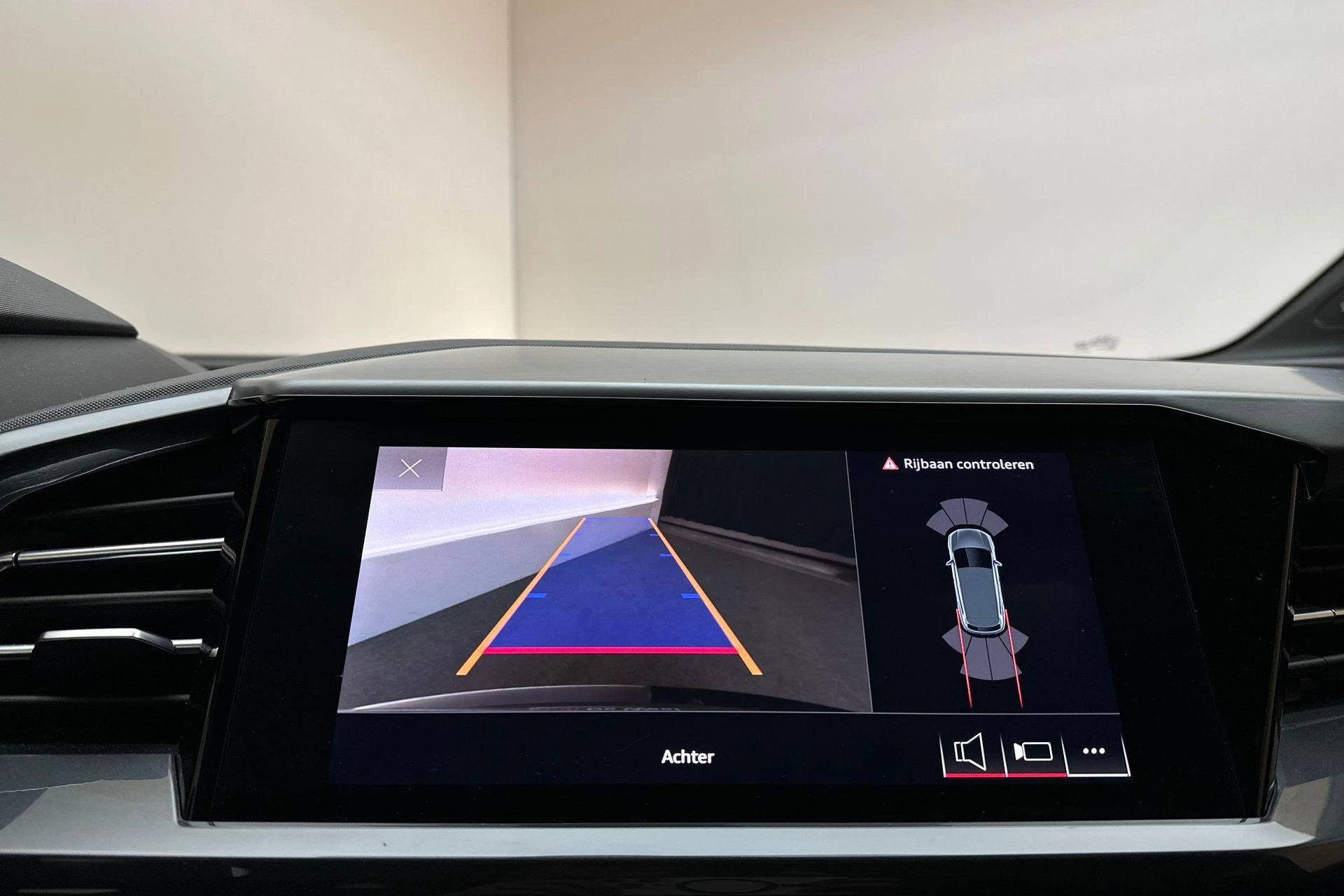 Hoofdafbeelding Audi Q4 e-tron