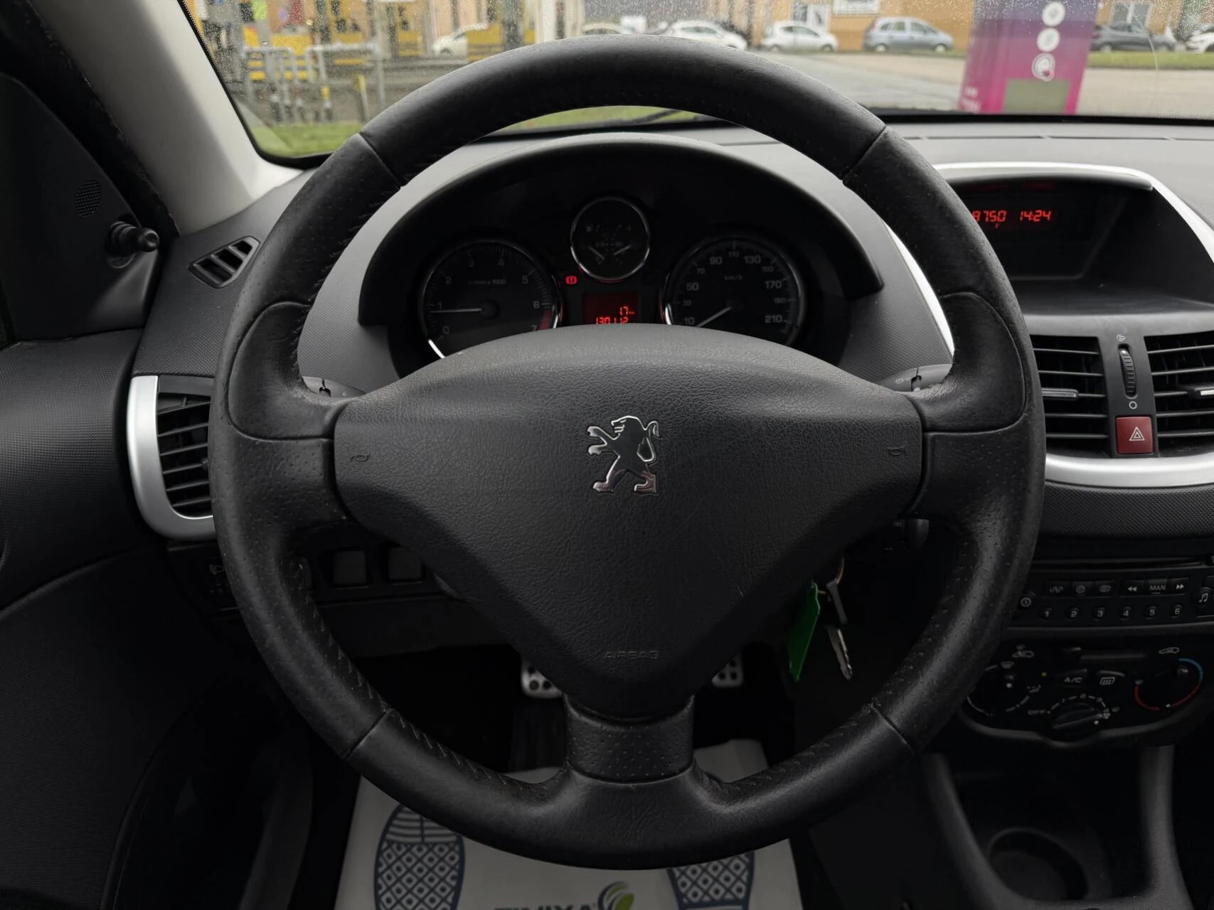 Hoofdafbeelding Peugeot 206