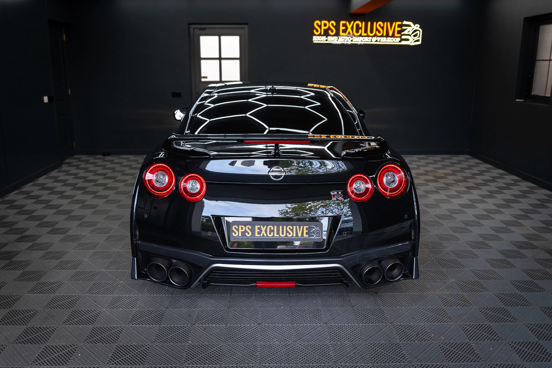 Hoofdafbeelding Nissan GT-R