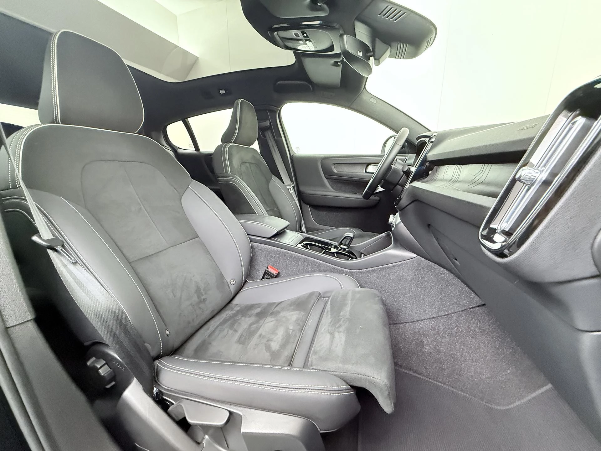 Hoofdafbeelding Volvo C40