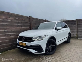 Hoofdafbeelding Volkswagen Tiguan Volkswagen Tiguan 1.4 TSI eHybrid R-Line Business+ Trekhaak