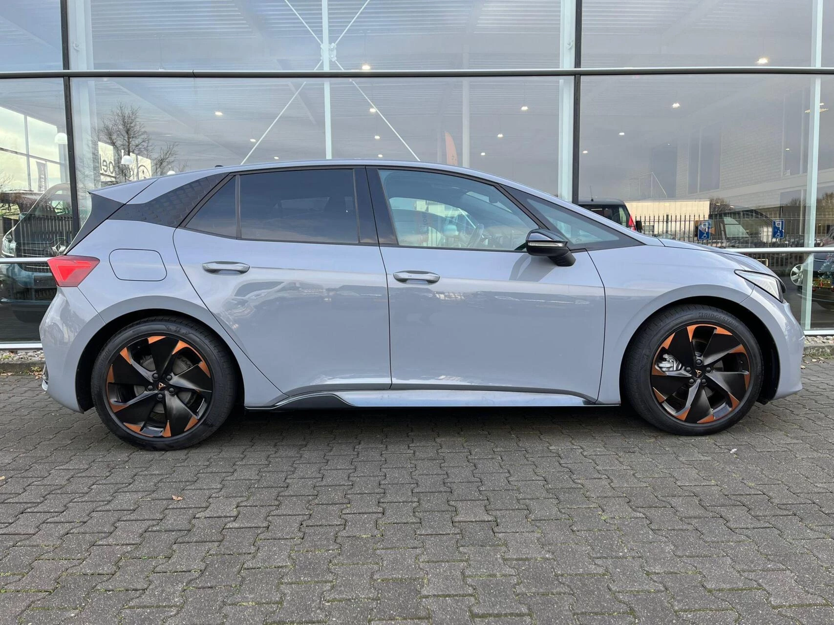 Hoofdafbeelding CUPRA Born
