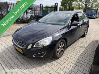 Volvo V60 1.6 T3 Summum