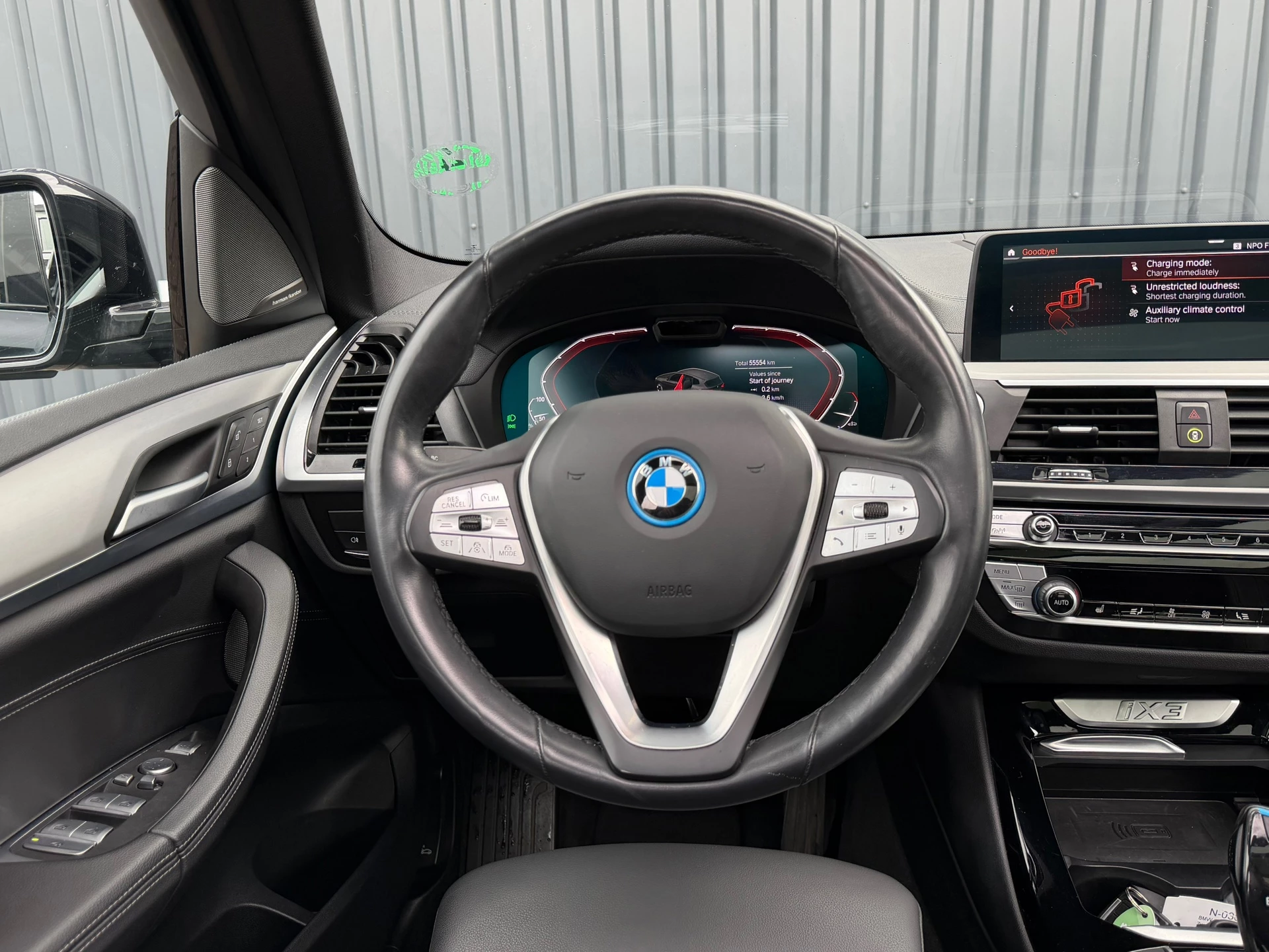 Hoofdafbeelding BMW iX3