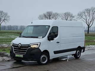 Renault Master T35 2.3 dCi 135 L2H2 airco, navi, pdc, trekhaak