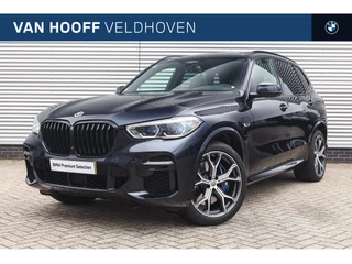 BMW X5 xDrive45e High Executive M Sport Automaat / Panoramadak / Trekhaak / Stoelventilatie / Soft-Close / Laserlight / Comfort Access / Parking Assistant Plus / Head-Up / Harman Kardon