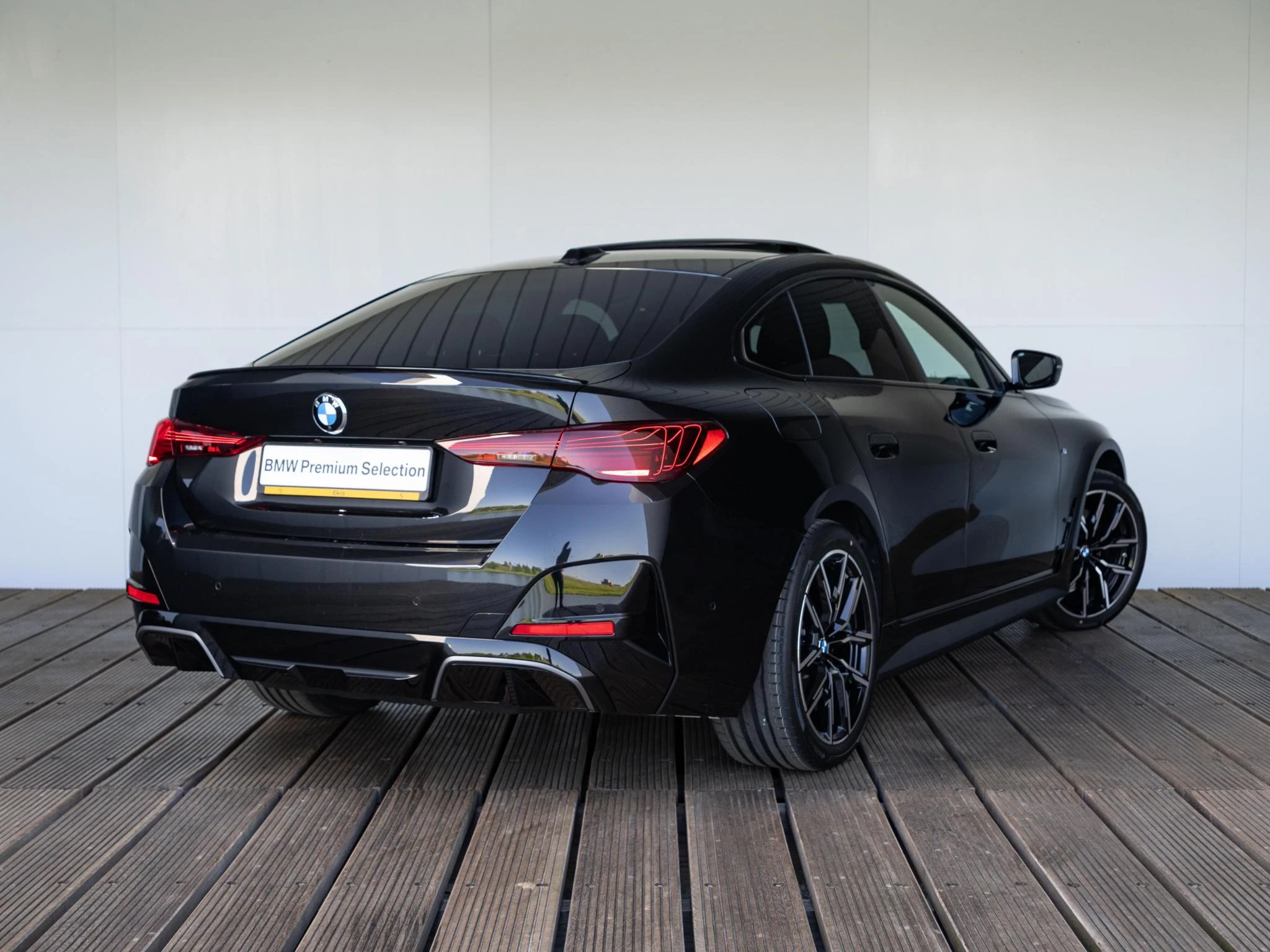 Hoofdafbeelding BMW i4