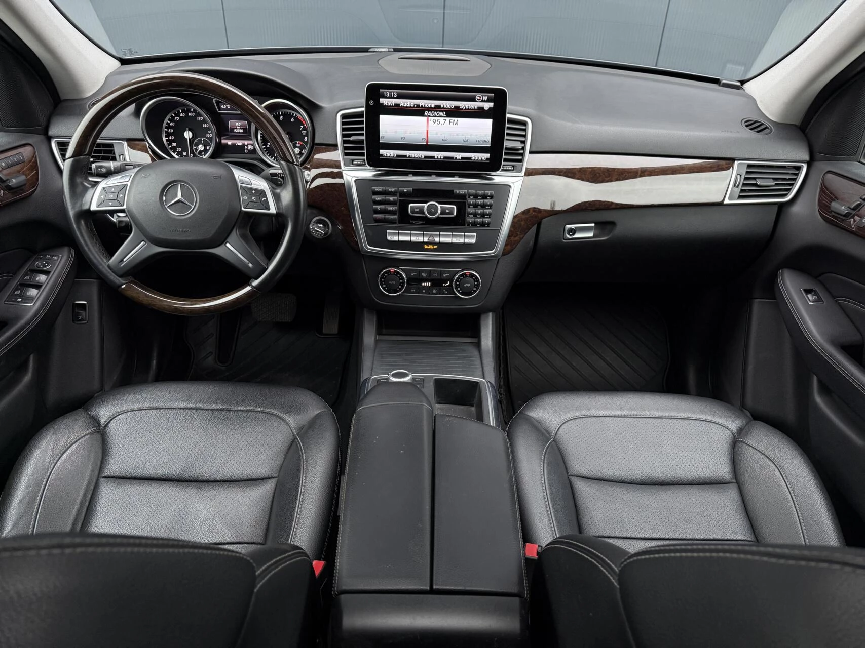 Hoofdafbeelding Mercedes-Benz M-Klasse