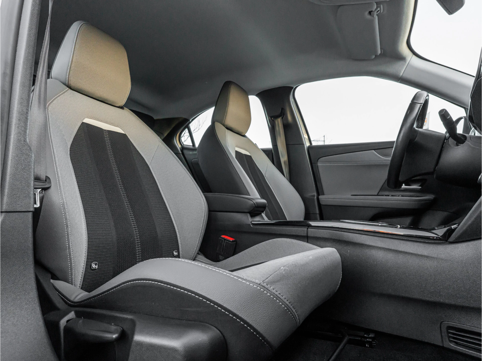 Hoofdafbeelding Opel Mokka-e