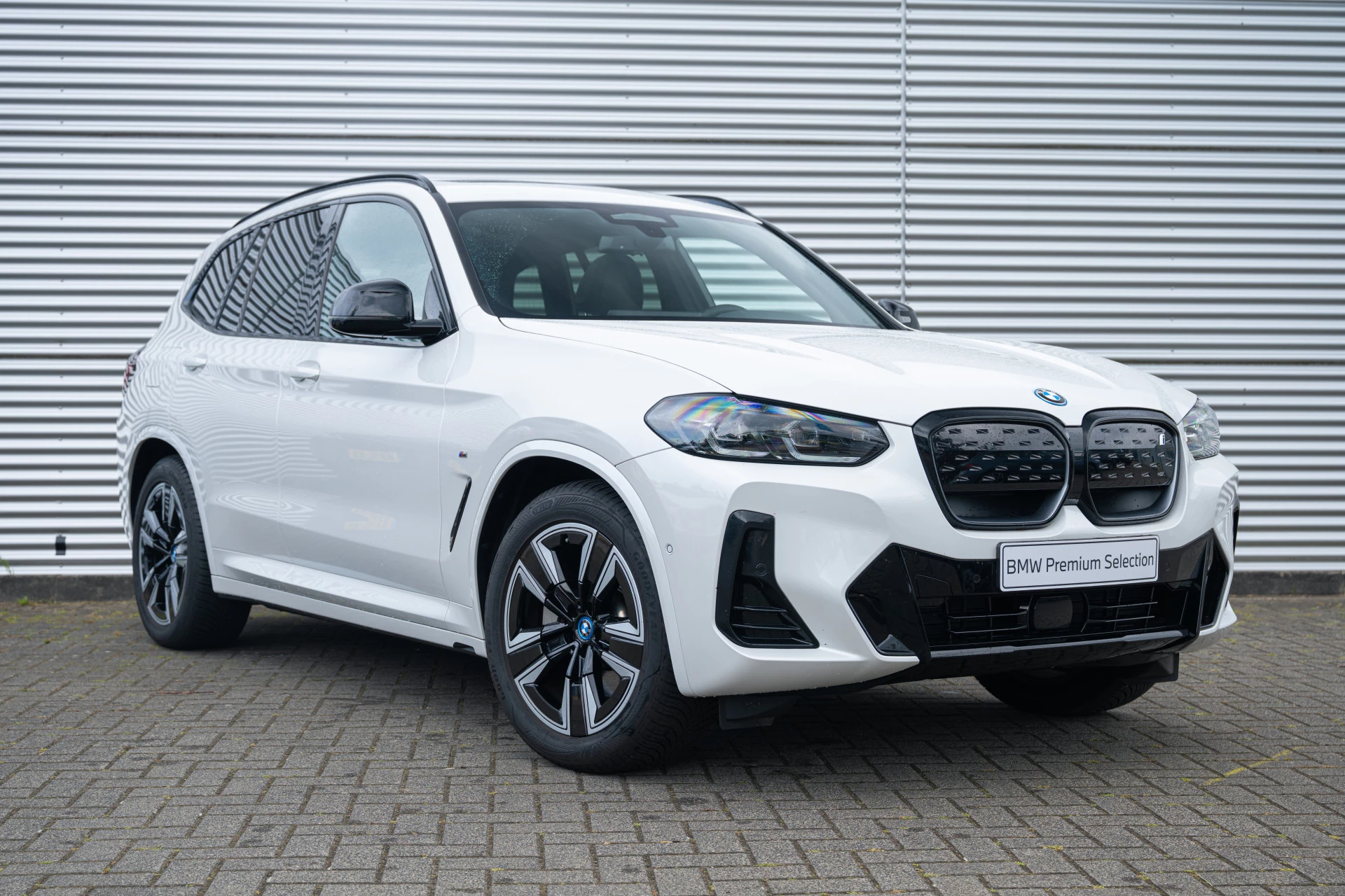 Hoofdafbeelding BMW iX3