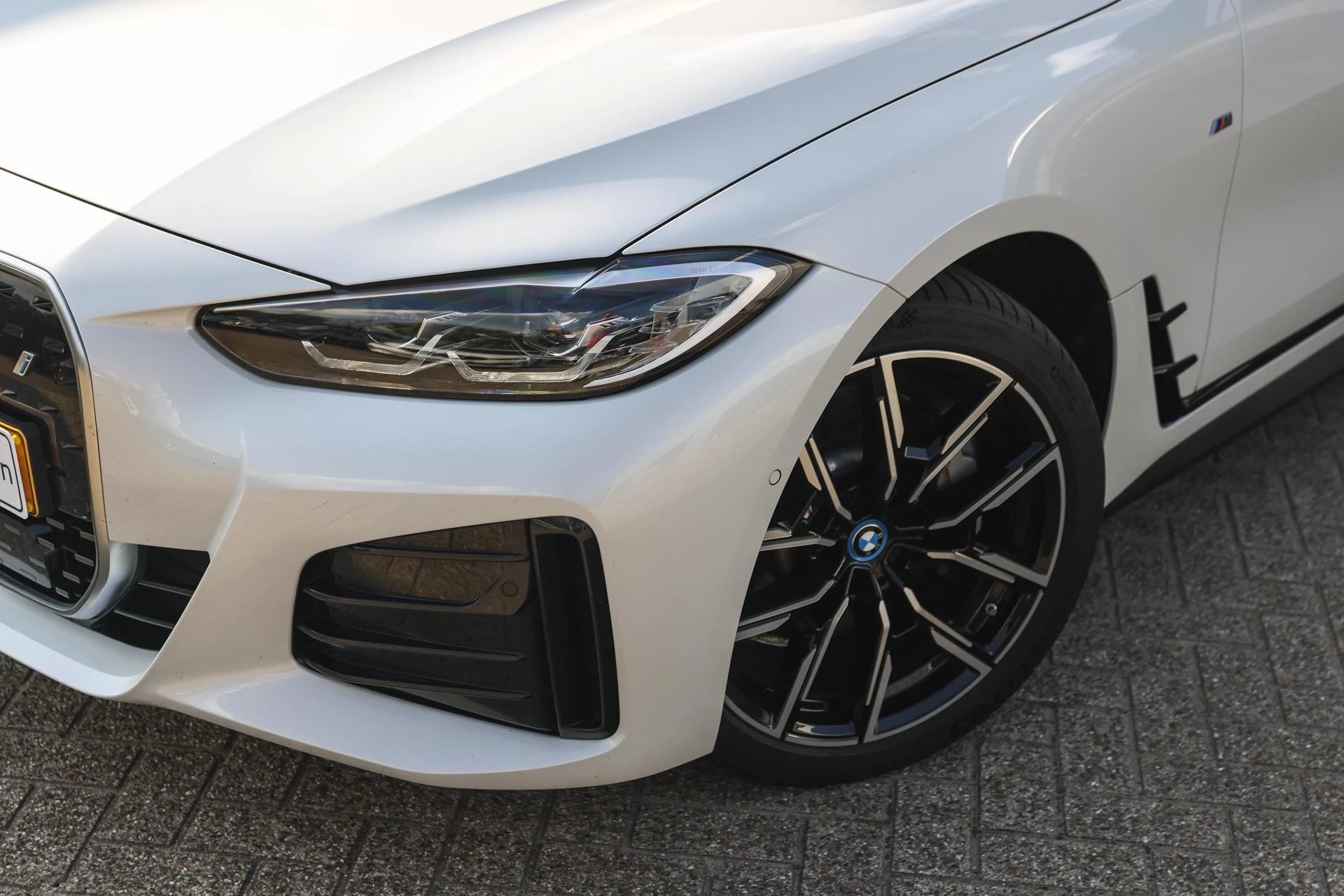 Hoofdafbeelding BMW i4
