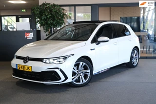Volkswagen Golf 1.5 eTSI R-Line DSG Pano Camera IQ Navi