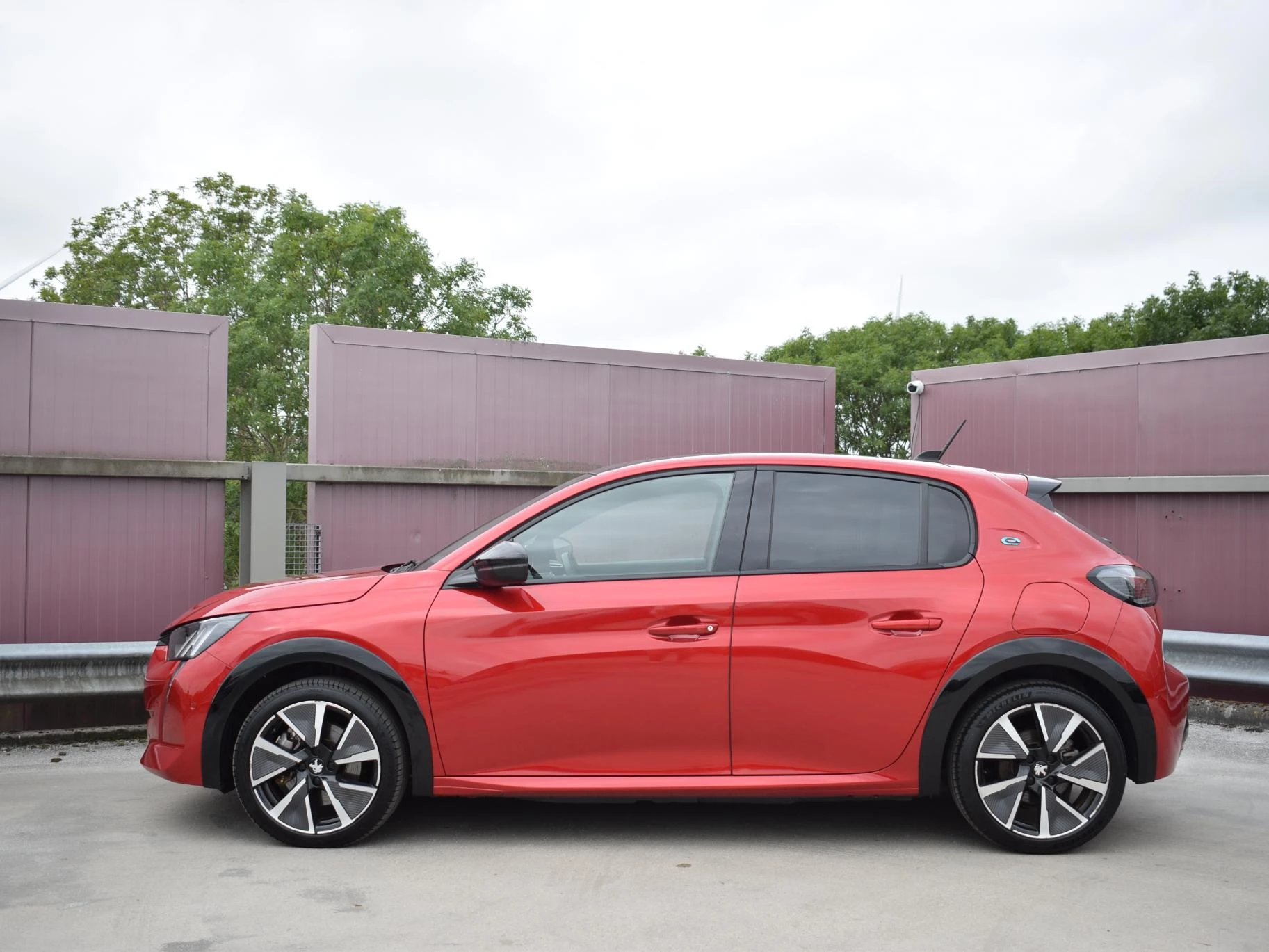 Hoofdafbeelding Peugeot e-208