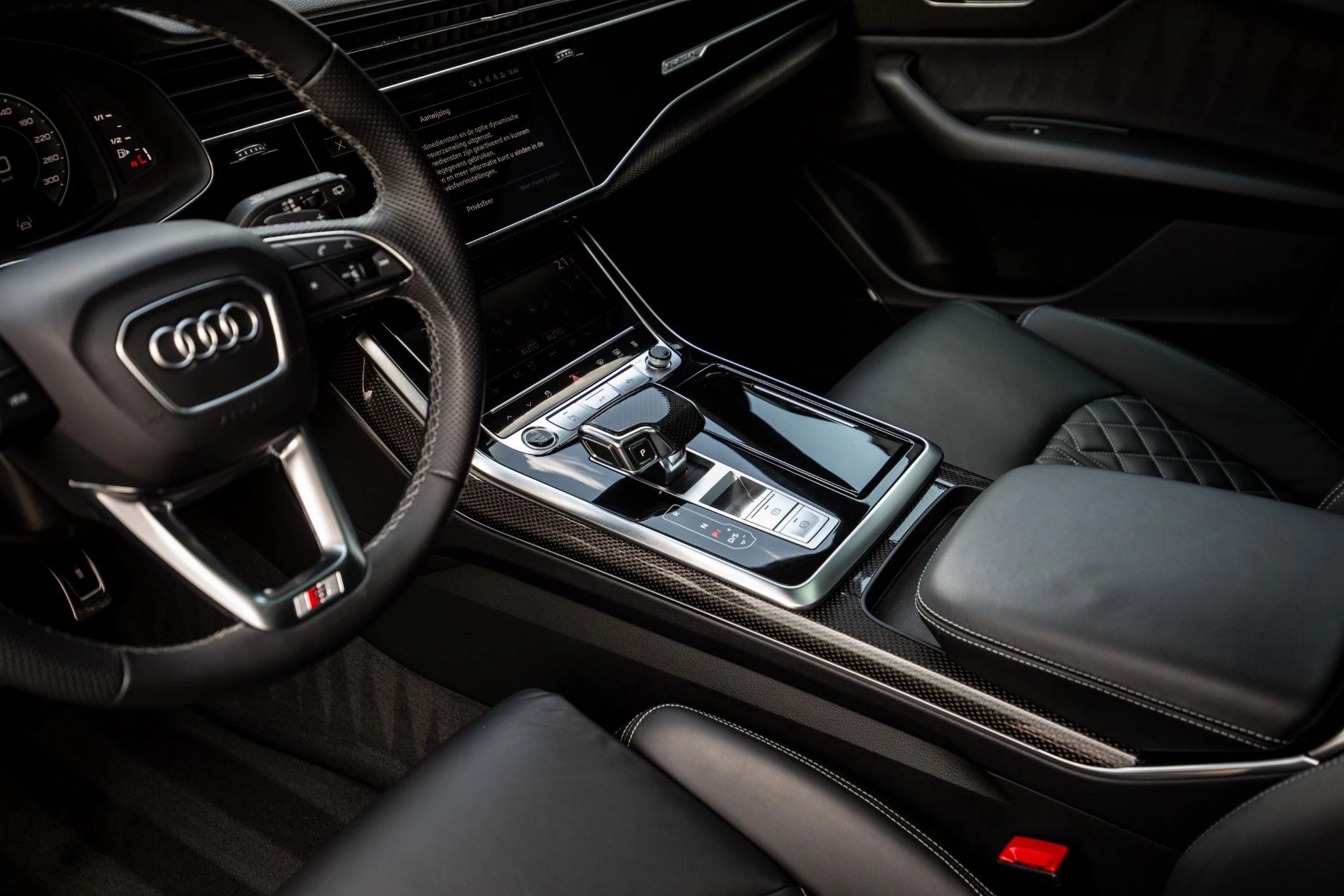 Hoofdafbeelding Audi Q8