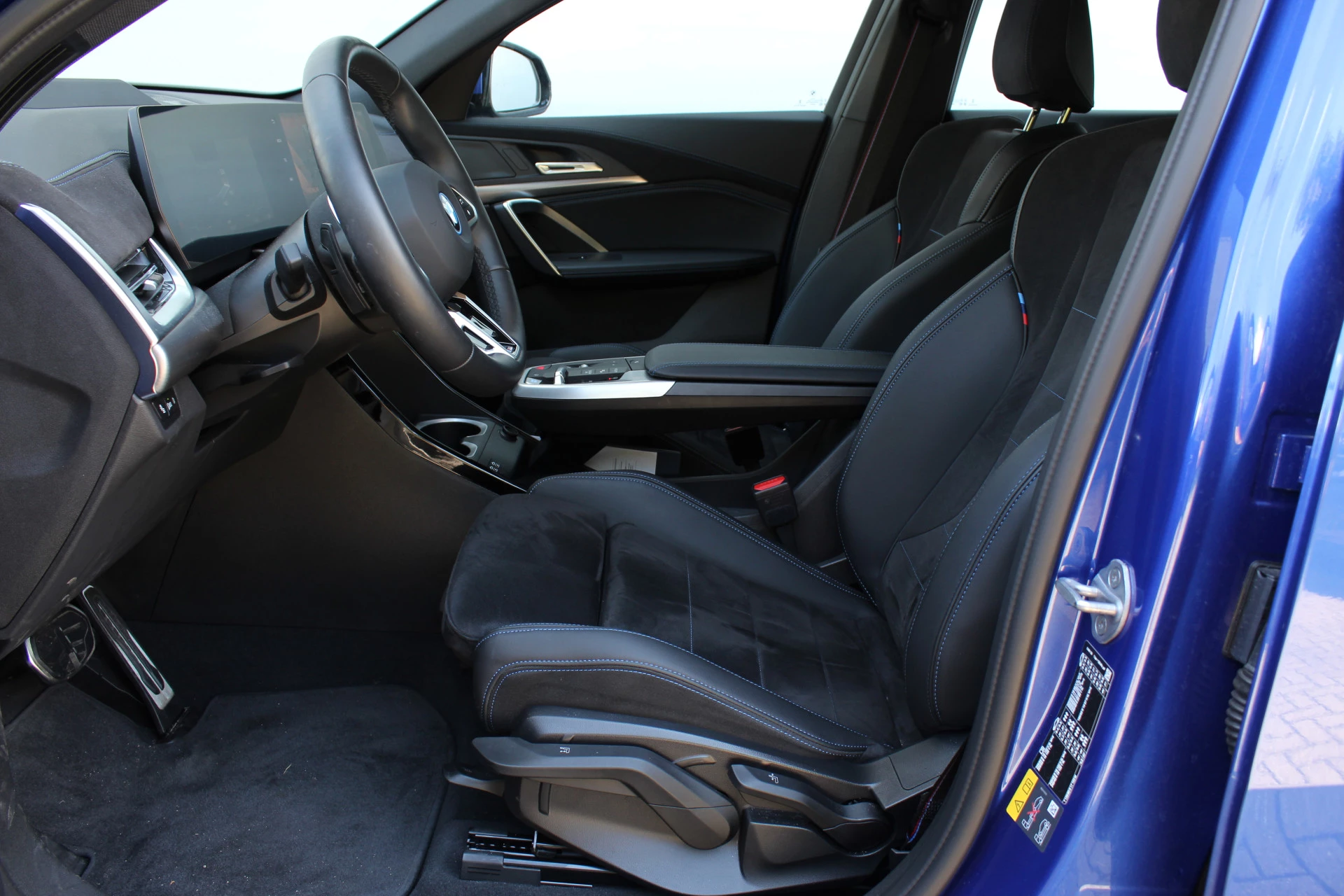 Hoofdafbeelding BMW iX2