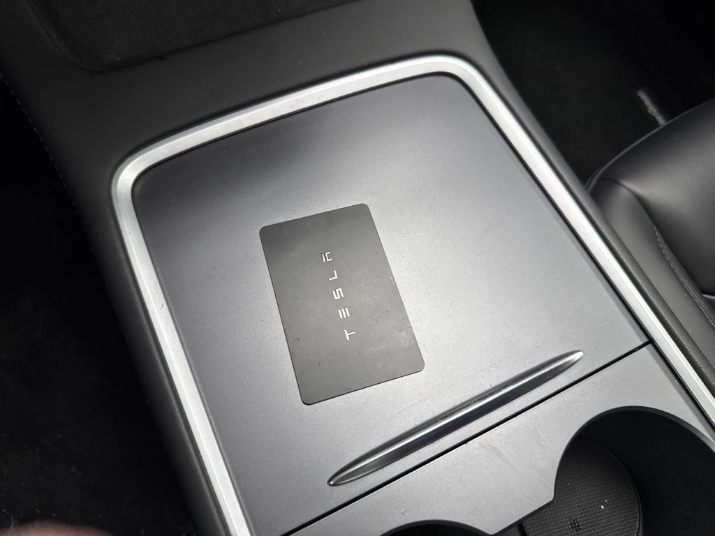 Hoofdafbeelding Tesla Model Y