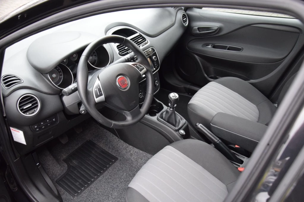 Hoofdafbeelding Fiat Punto