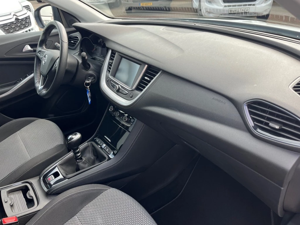 Hoofdafbeelding Opel Grandland X