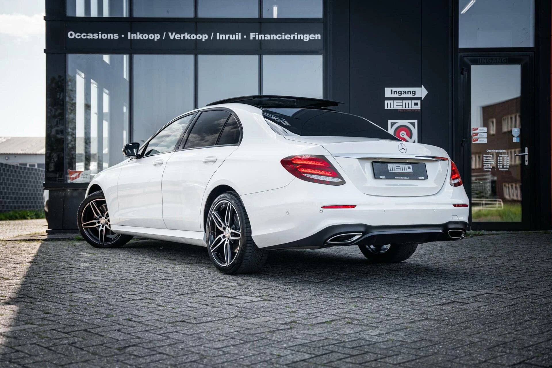 Hoofdafbeelding Mercedes-Benz E-Klasse