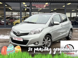 Toyota Yaris 1.3 VVT-i Dynamic NIEUWSTAAT NAVI CAMERA PANO