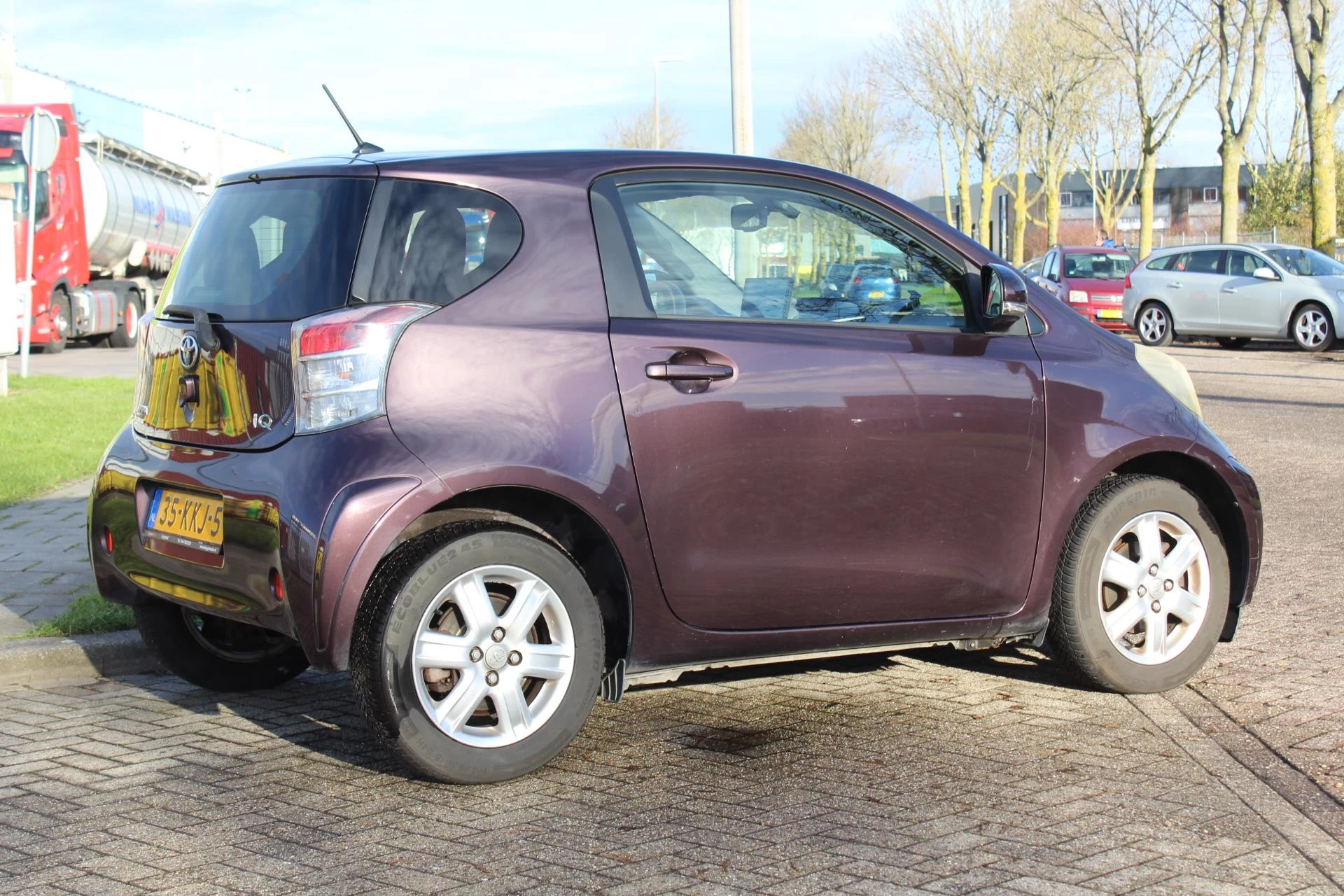 Hoofdafbeelding Toyota iQ