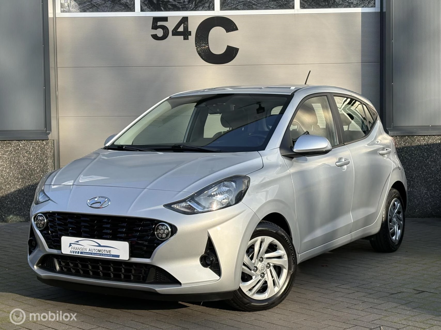 Hoofdafbeelding Hyundai i10