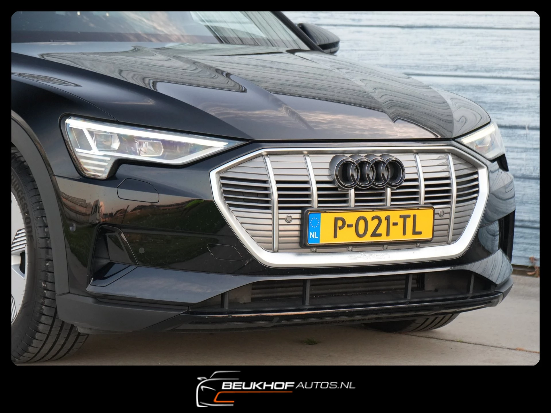 Hoofdafbeelding Audi e-tron