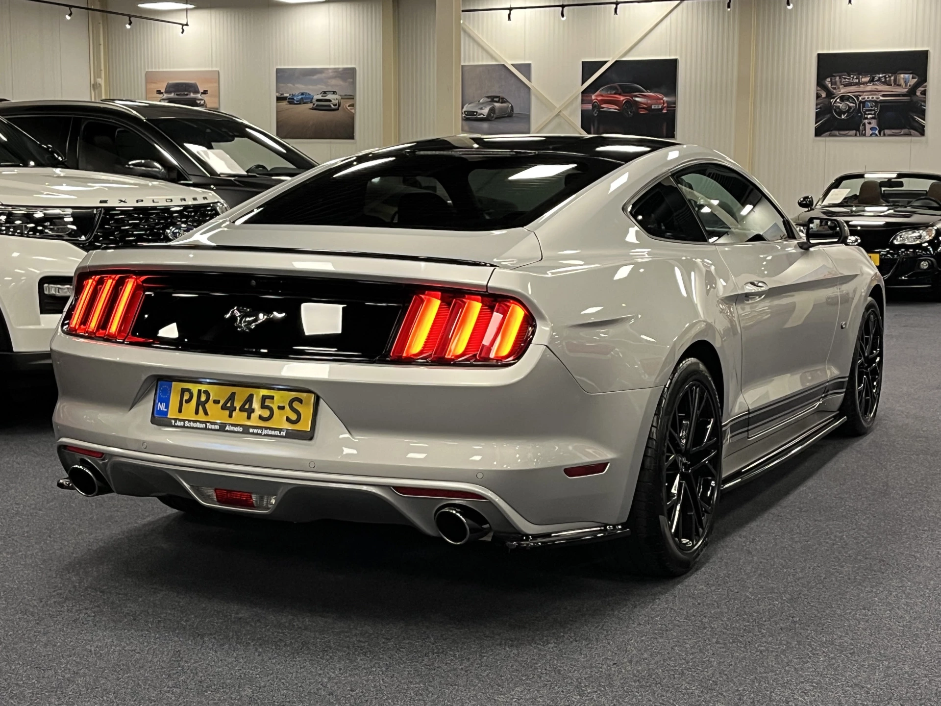 Hoofdafbeelding Ford Mustang