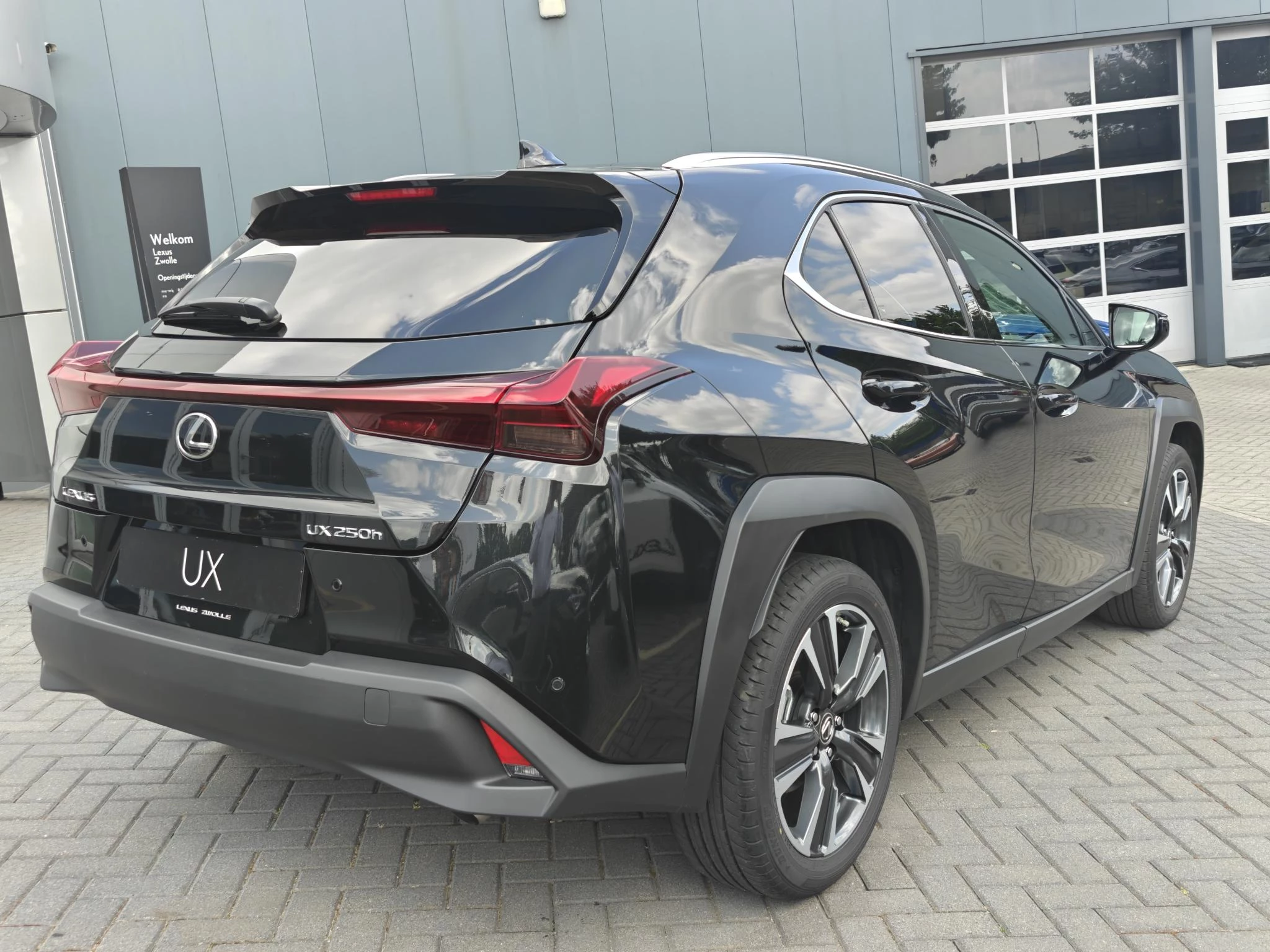 Hoofdafbeelding Lexus UX