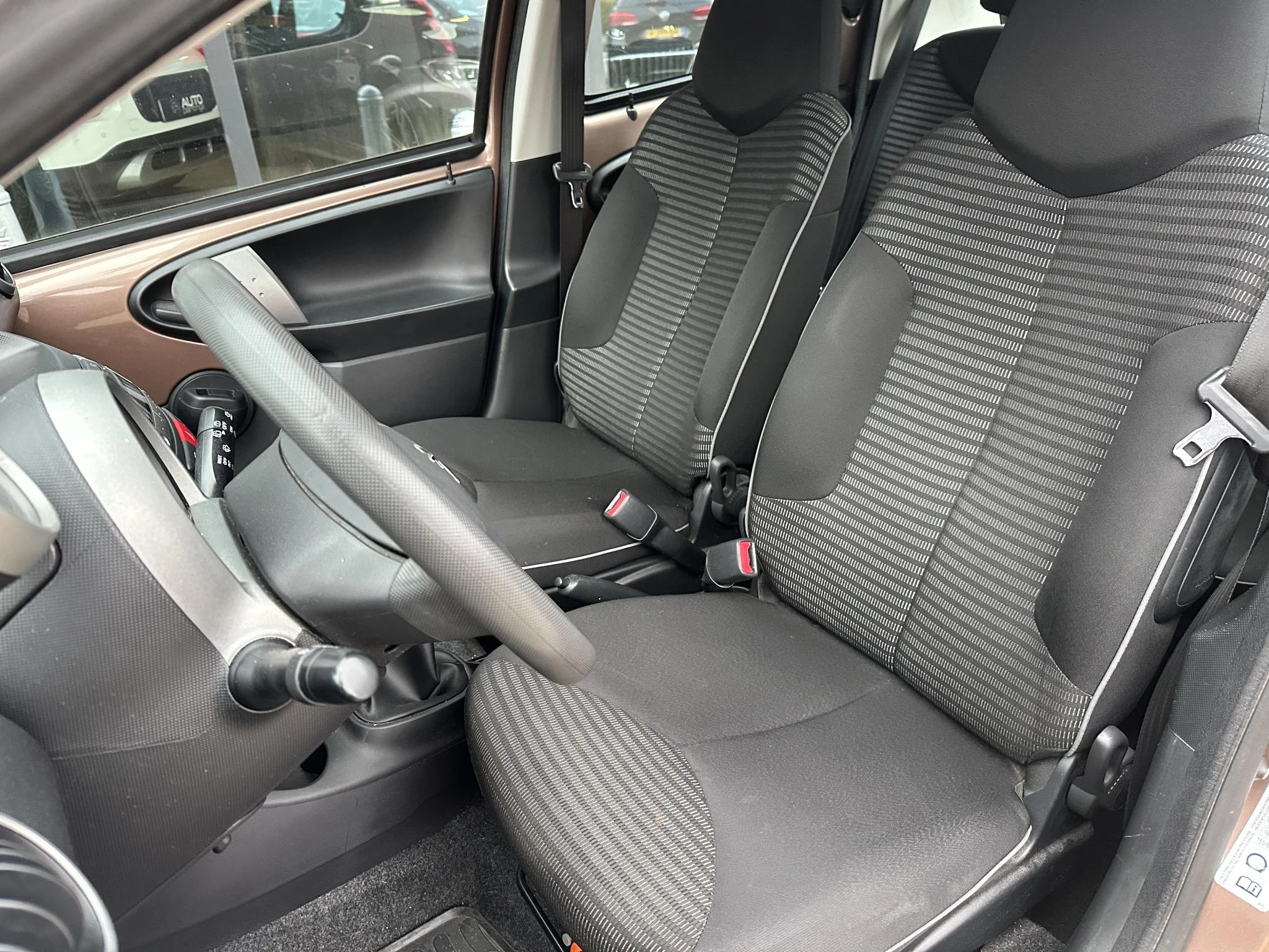 Hoofdafbeelding Peugeot 107