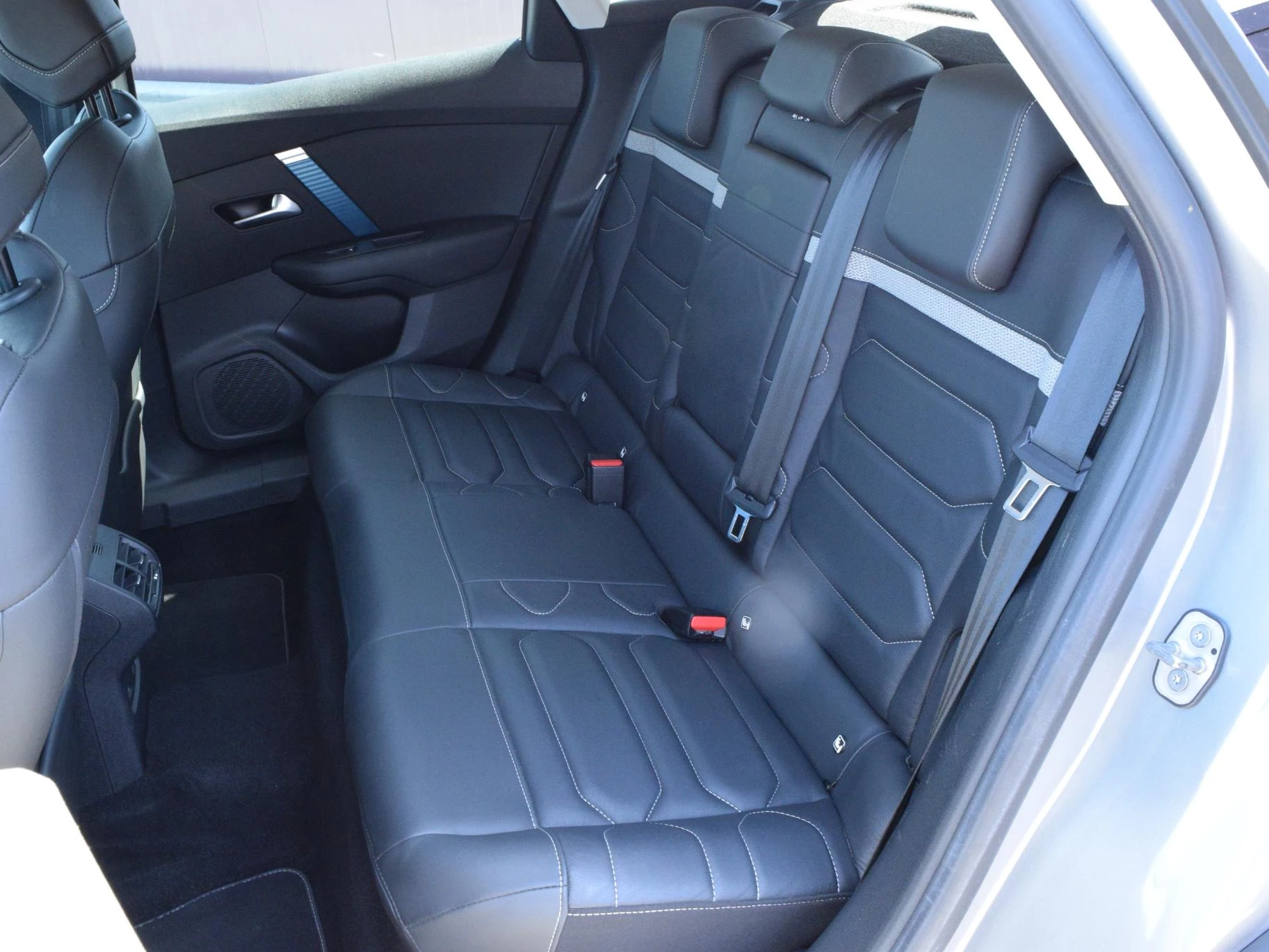 Hoofdafbeelding Citroën ë-C4