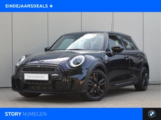 MINI Cooper Hatchback John Cooper Works Automaat / Sportstoelen / Multifunctioneel stuurwiel / Adaptief onderstel / Comfort Access / Stoelverwarming / LED / Harman-Kardon / Navigatie