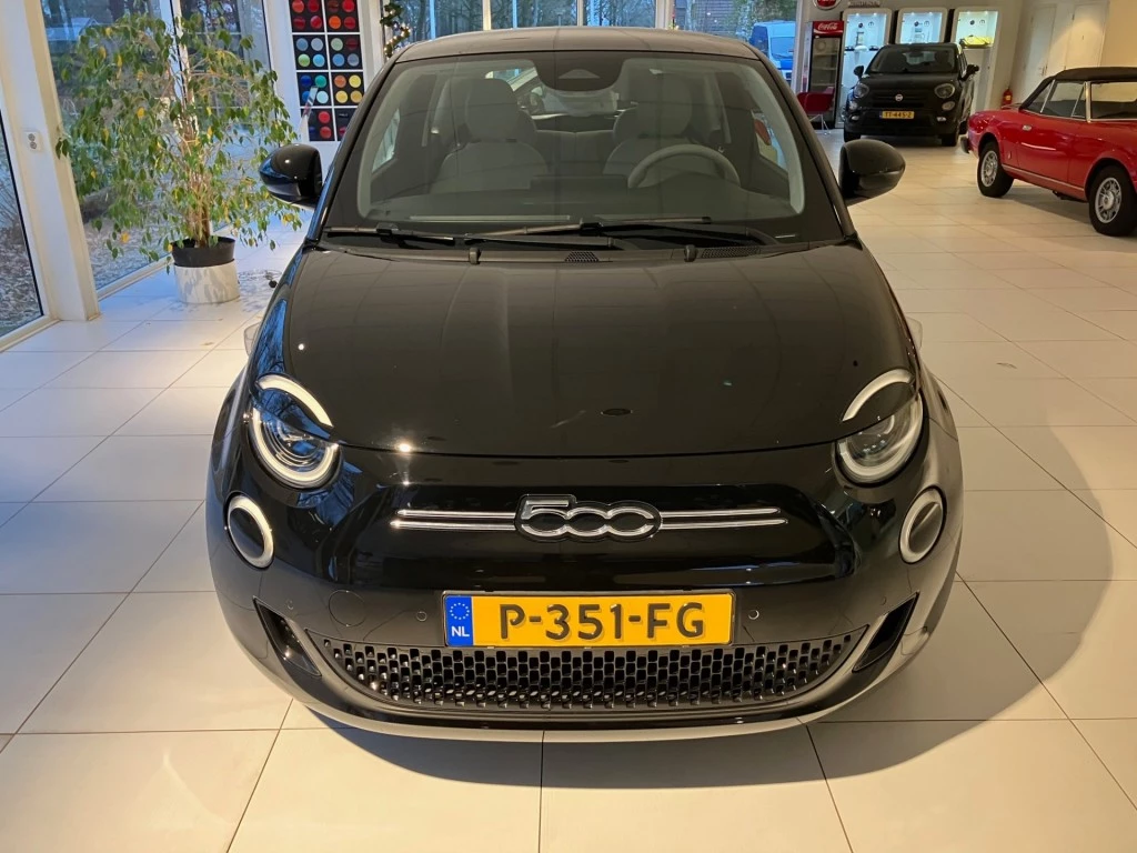 Hoofdafbeelding Fiat 500e