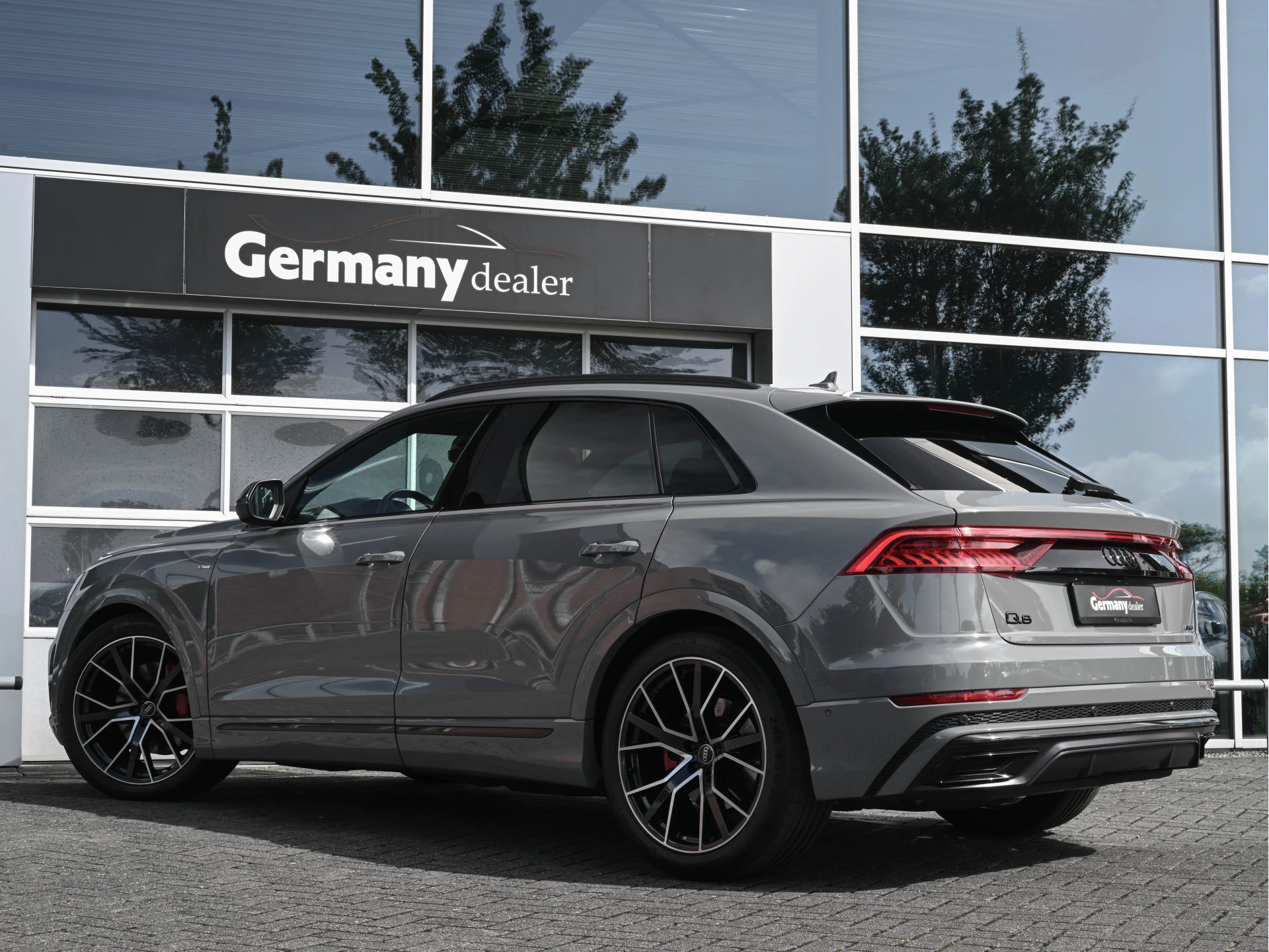 Hoofdafbeelding Audi Q8