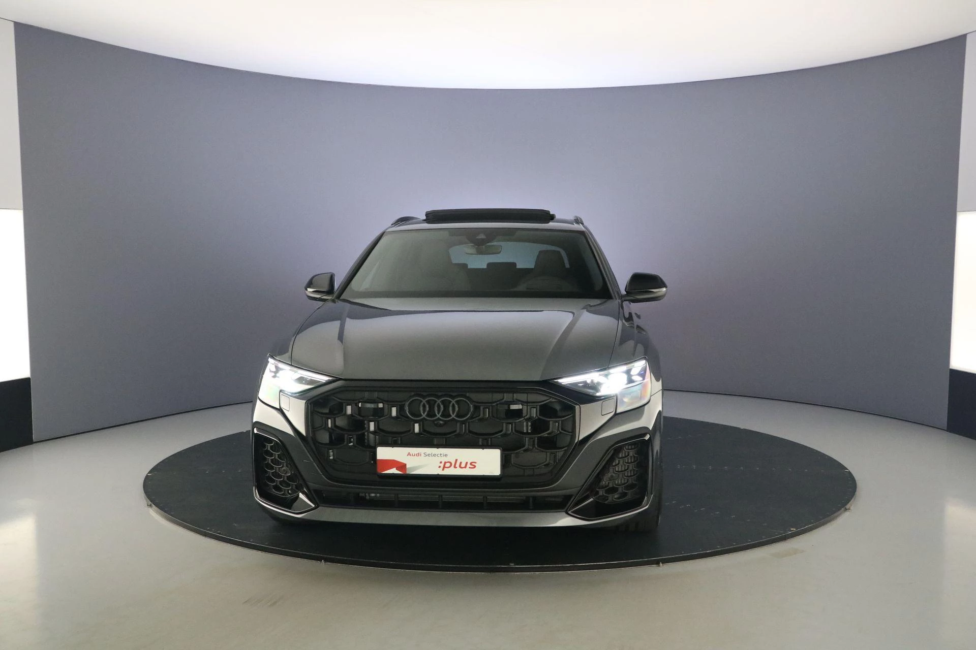 Hoofdafbeelding Audi Q8