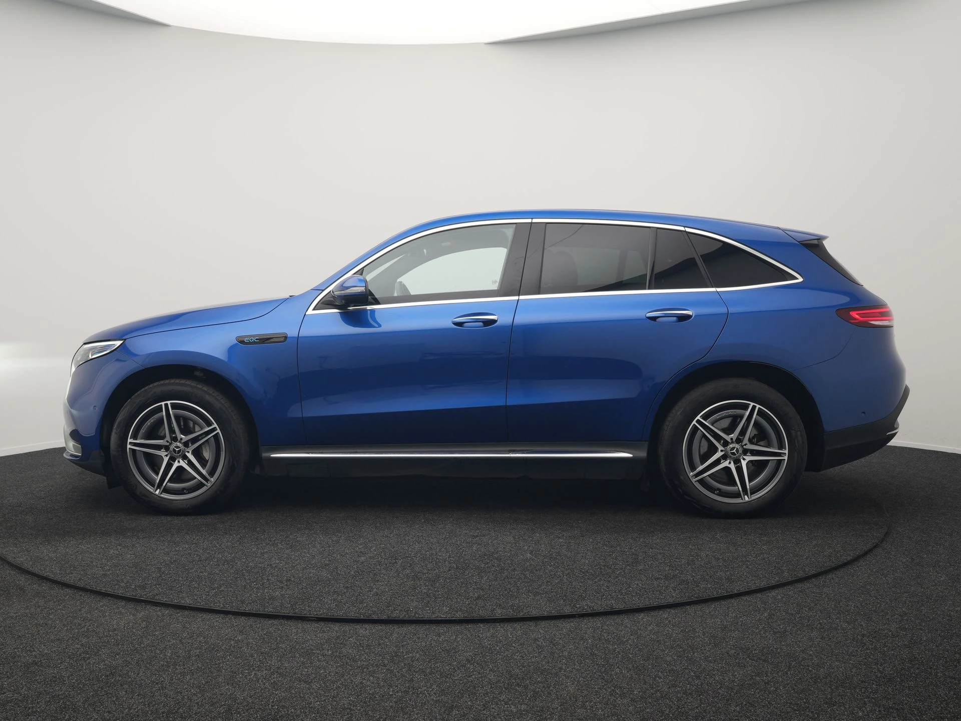 Hoofdafbeelding Mercedes-Benz EQC