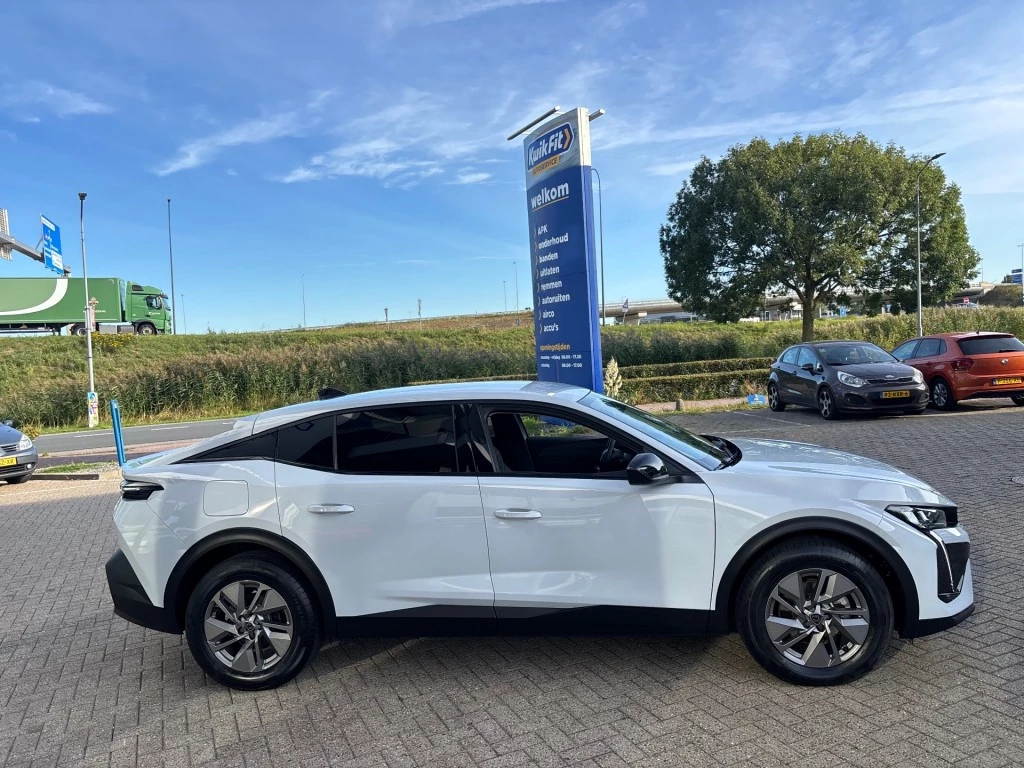 Hoofdafbeelding Peugeot 408